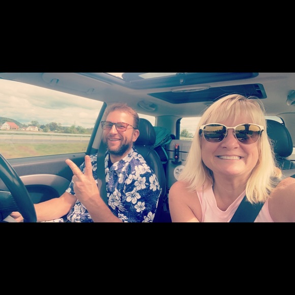 Meet your Posher, Clover - Picture 4 of 11